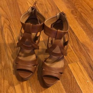 Brown sandal platform heels